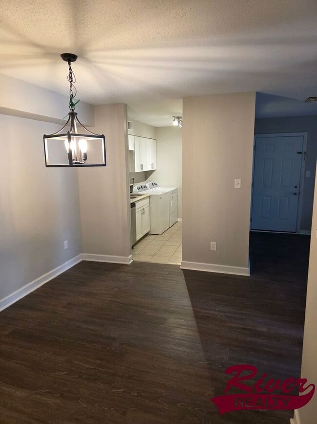 Photo - Charming 2-Bedroom Condo for Rent in Fount...