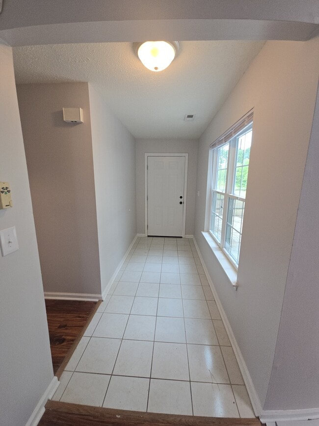 Photo - 5360 Chatham Hall Dr