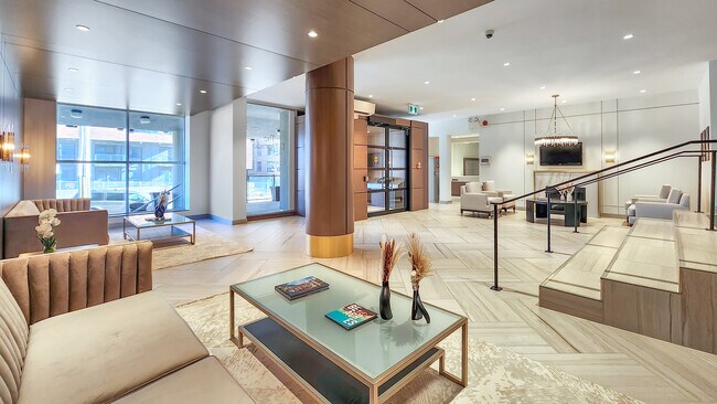 Photo - 2500 Bathurst Street Apartments