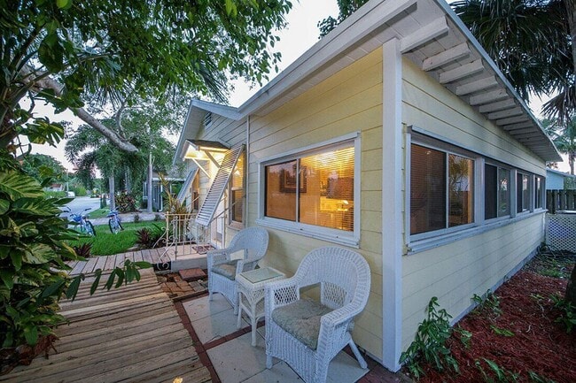 Photo - 1907 Parker Ave