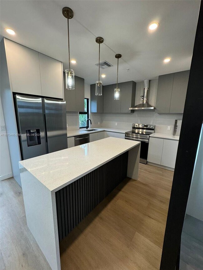 Photo - 1640 McKinley St