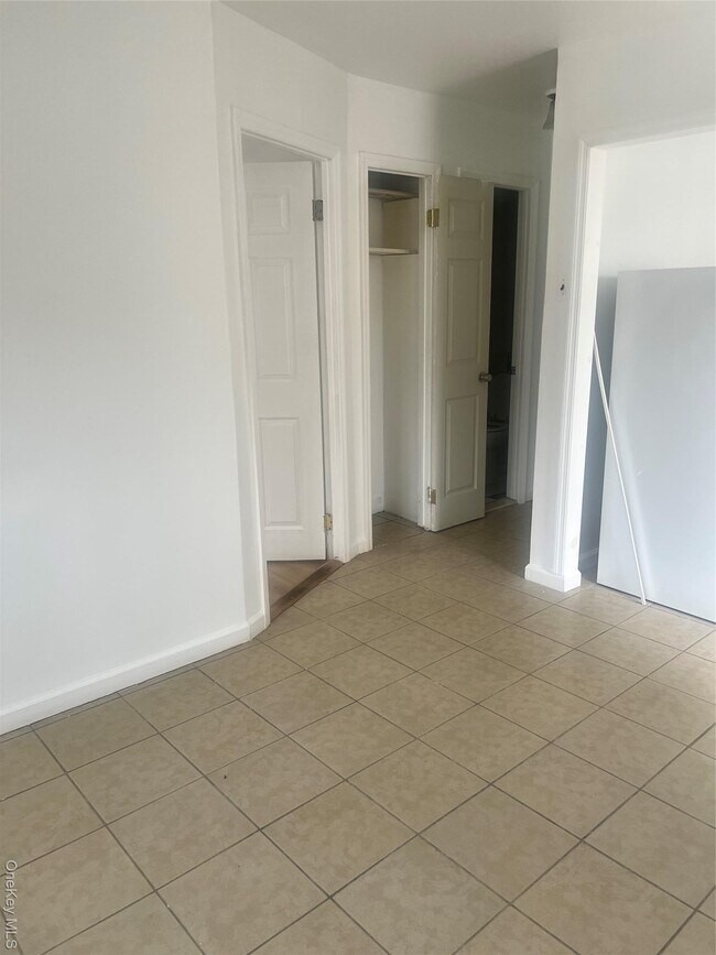 14-11 Chandler St