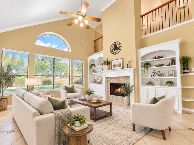 2610 Parkbriar Ln