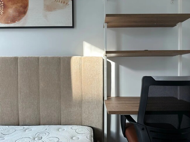 Photo - Furnished room/NOT APARTMENT Unit 2A