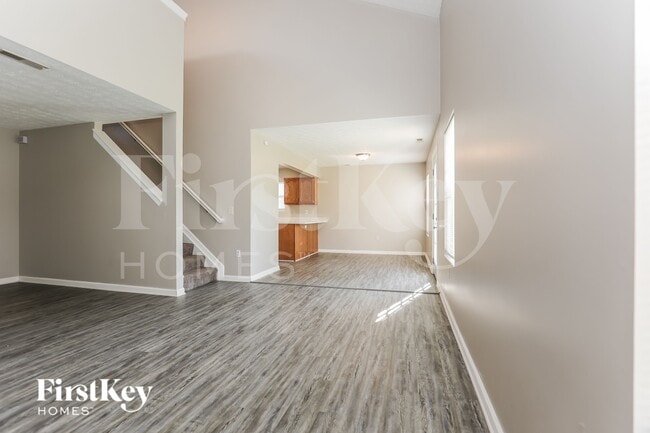 Photo - 5712 Clemens Dr