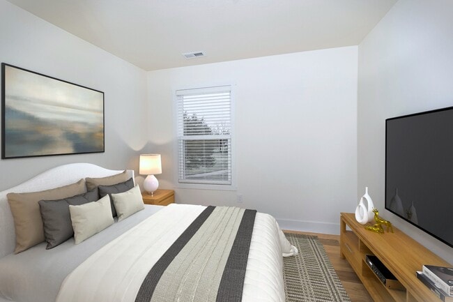 Photo - 2533 Legg Ln