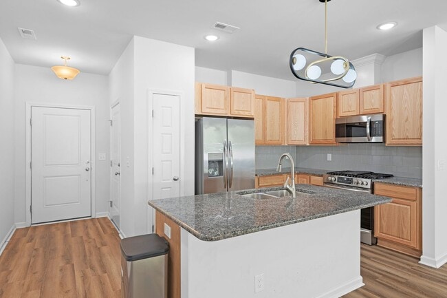 Photo - Charming 3 bedroom 2.5 bath Townhome in Wake Forest