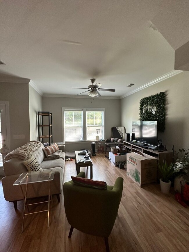 Photo - Updated Three Bedroom Townhome in West Ashley