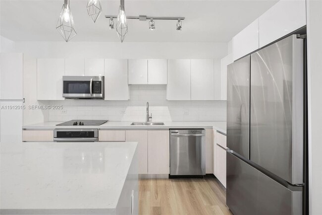 Photo - 101 Diplomat Pkwy Unit 2604