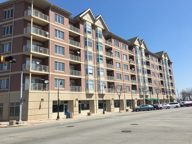 The Crossings At Franklin Station - The Crossings At Franklin Station Apartments