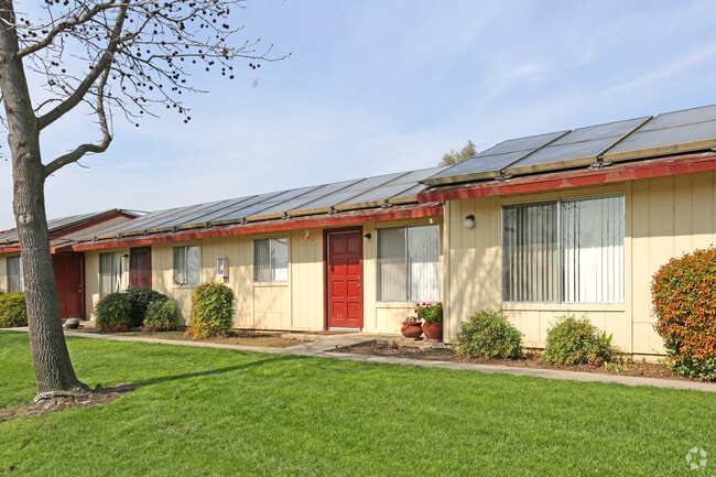 Country Creek Apartments - Country Creek Apartments