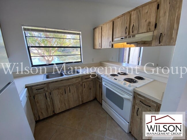 Photo - 1441 Bridlebrook Dr