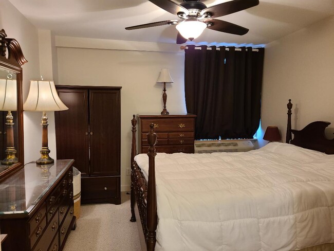 Photo - 1800 Roundhill Rd Unit # 1004