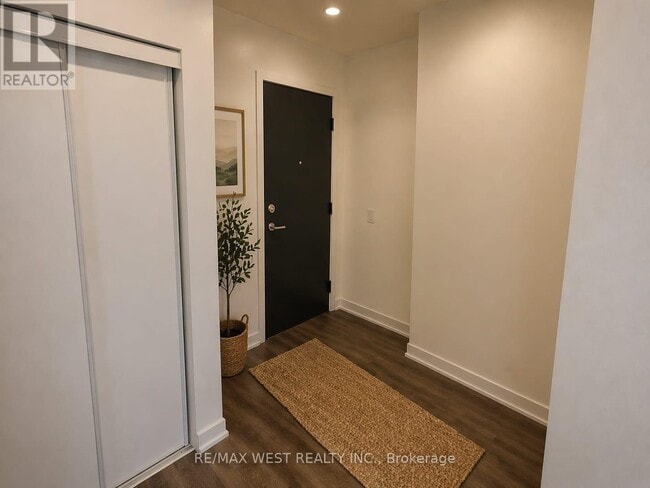 Photo - 1808 St Clair Ave W Unit 614