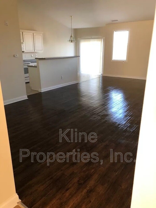 Photo - 4272 Amesbury Pl