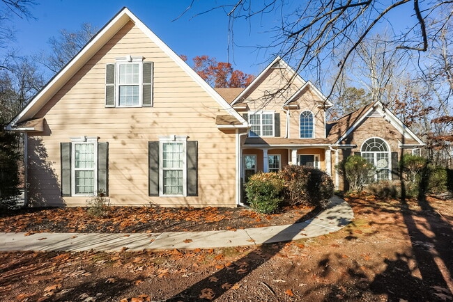 Building Photo - 215 Doe Hollow Trace