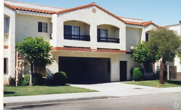 Building Photo - Newly Renovated 1 bedroom Rental