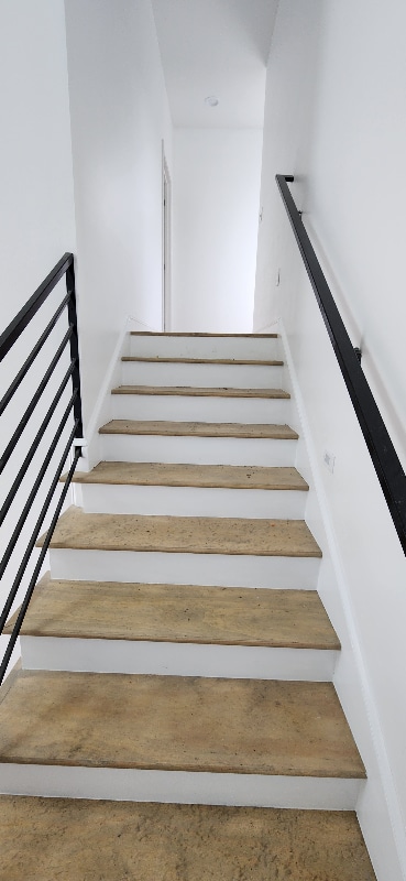 Photo - 2431 Franklin Ave Unidad Rear