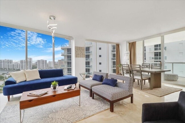 Photo - 18671 Collins Ave Unidad 2404