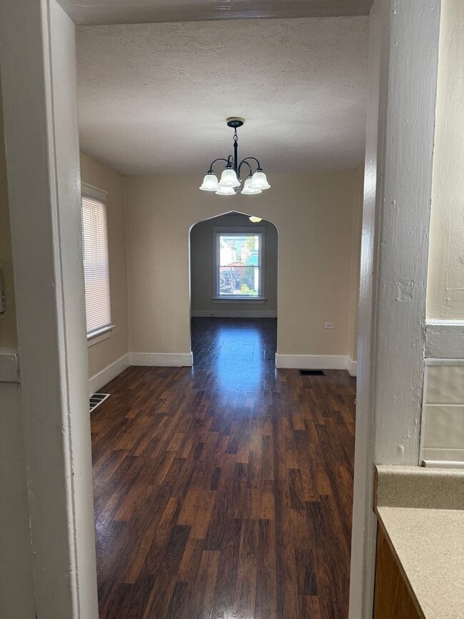 Photo - 1147 W 22nd St Unit 1st Floor
