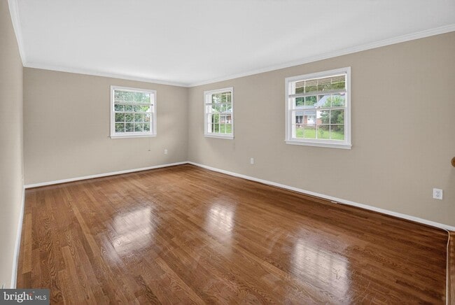 Photo - 13008 Bellevue St