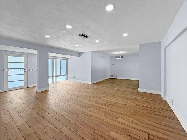 Photo - 6331 SW 35th St