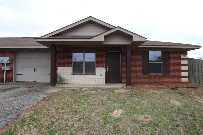 Coming Soon! Mission Ranch- 2 Bedroom Dupl... - Coming Soon! Mission Ranch- 2 Bedroom Dupl... Apartment Unit 16986 Loring Ln