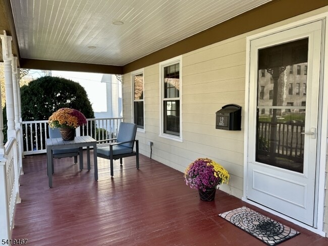 Photo - 12 Maple Ave