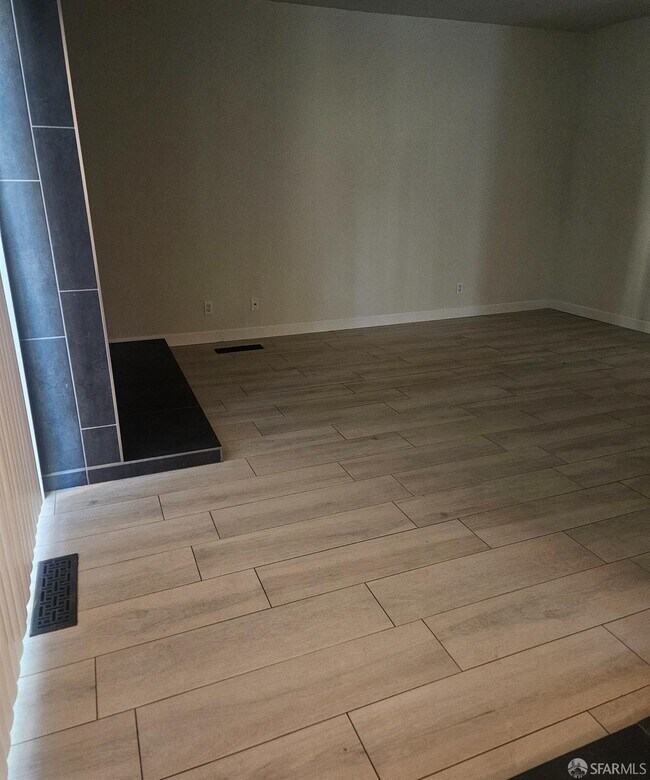 Photo - 8711 Mountain Blvd