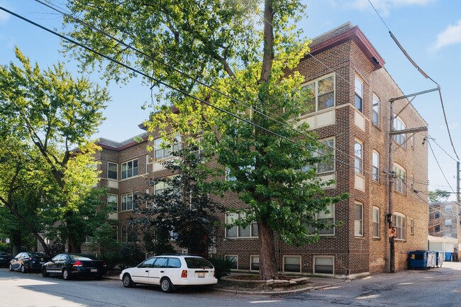 Photo - 1243 W Rosemont Ave Unidad 3W