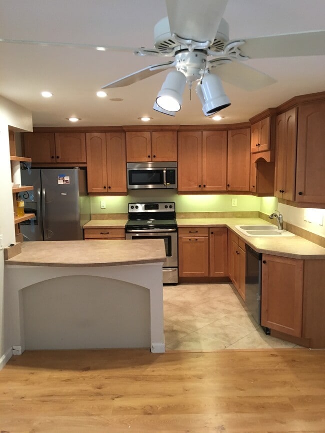 Building Photo - 516 Orange Dr Unit 34 Rental