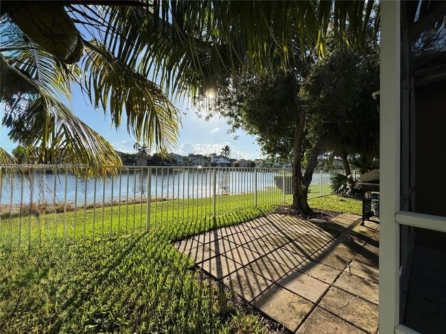 Photo - 794 San Remo Dr