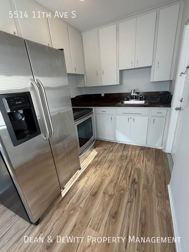 Building Photo - 5514 11th Ave S