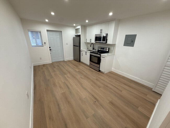 Photo - 1282 NW 35th St Unit 04