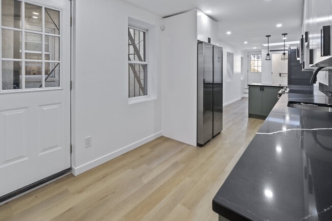 Photo - 105 S Poppleton St