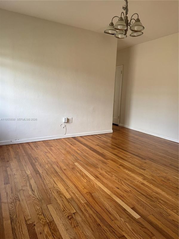 Photo - 1431 SW 37th Ave