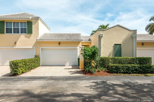 Building Photo - 17282 Bermuda Village Dr