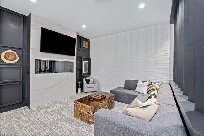 Elevate White Oak