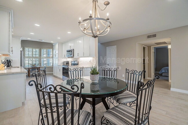 Photo - 10527 E Fanfol Ln