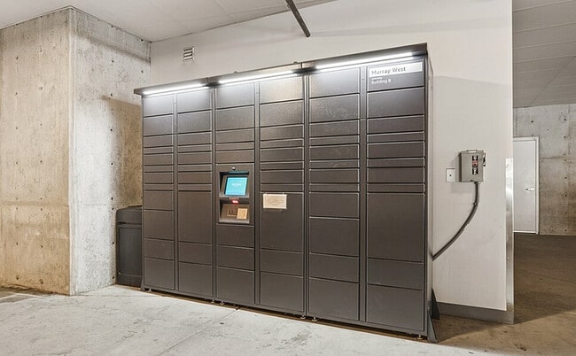 SMC - Amazon Lockers 2