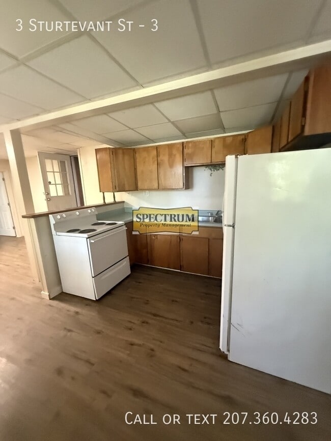 Building Photo - 3 Sturtevant St Unit 3