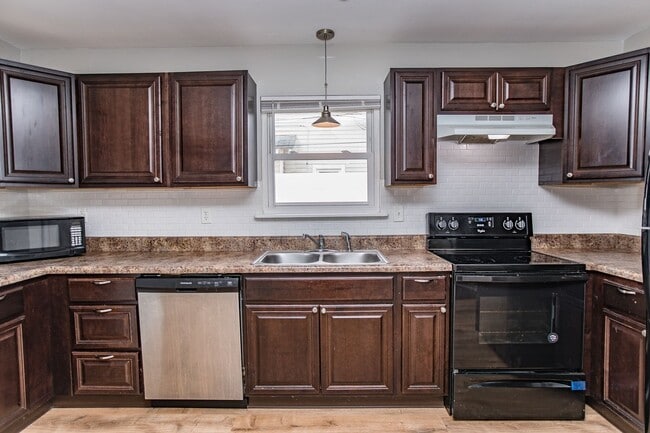 Photo - 9275 Hickory St Unit A