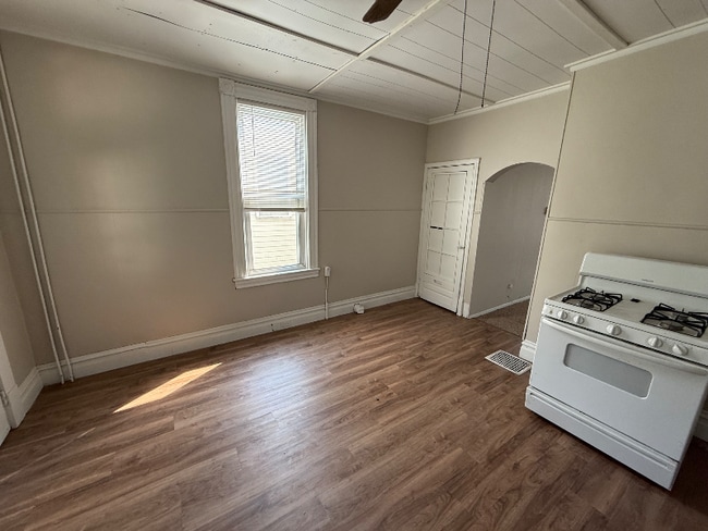 Photo - 709 Fort Pitt St