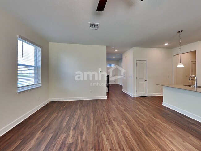 Photo - 3089 Artemisia Ln