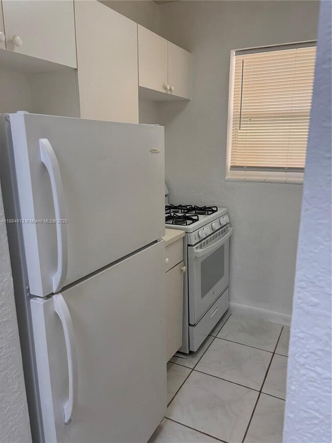 Photo - 1255 W 49th Pl Unit F103