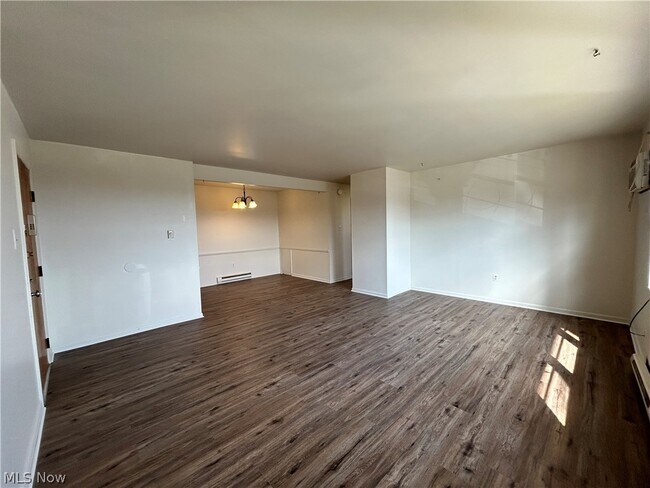 Photo - 407 Colonial Dr Unit 44