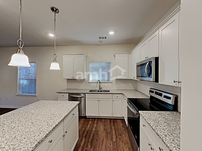 Photo - 93 Shelby Ct