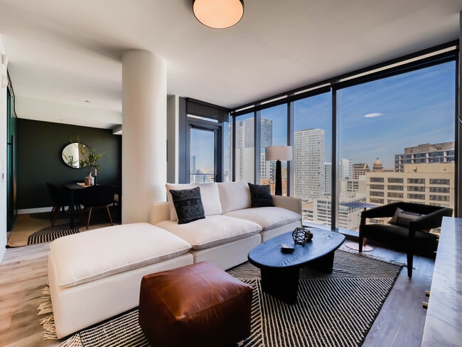 Photo - Sienna at the Thompson