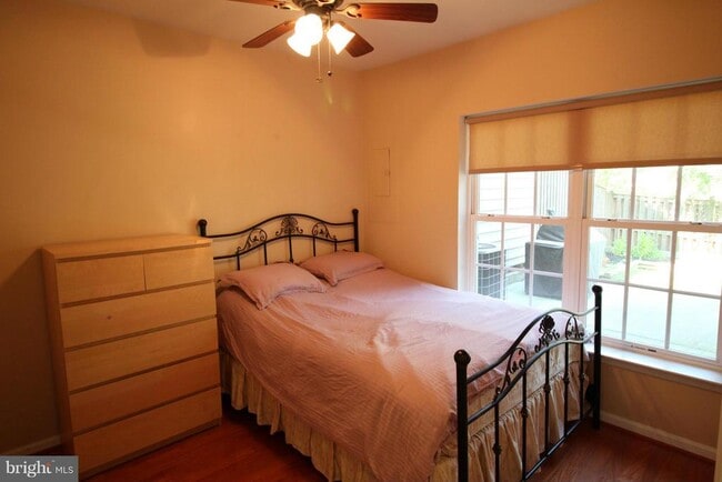 Photo - 12010 Lynford Ln