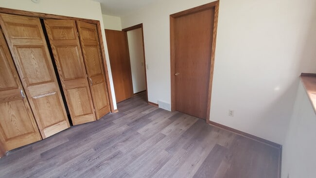 Photo - 719 Crawford Dr